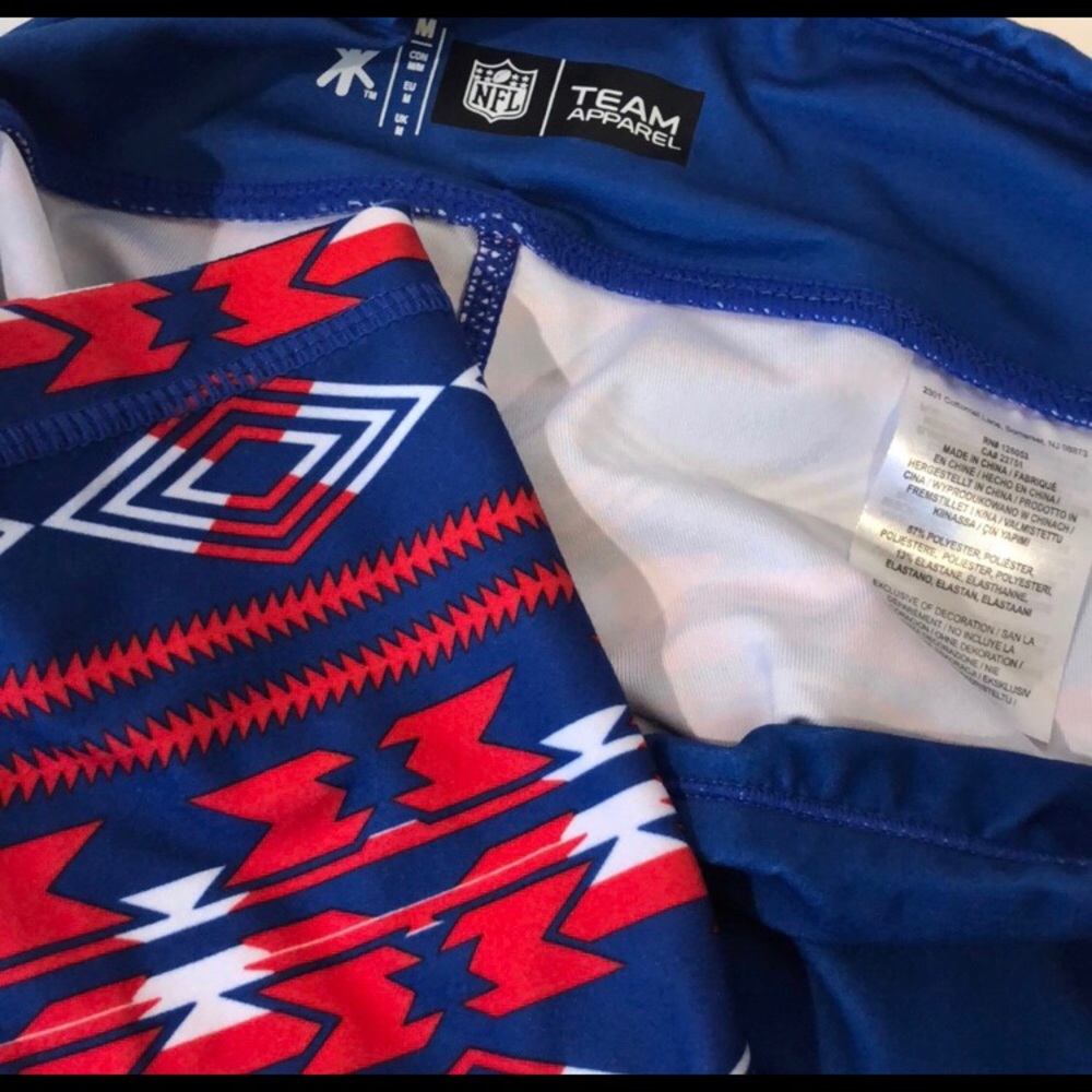 NFL Buffalo Bills Aztec Leggings NWT - Picture 3 of 3